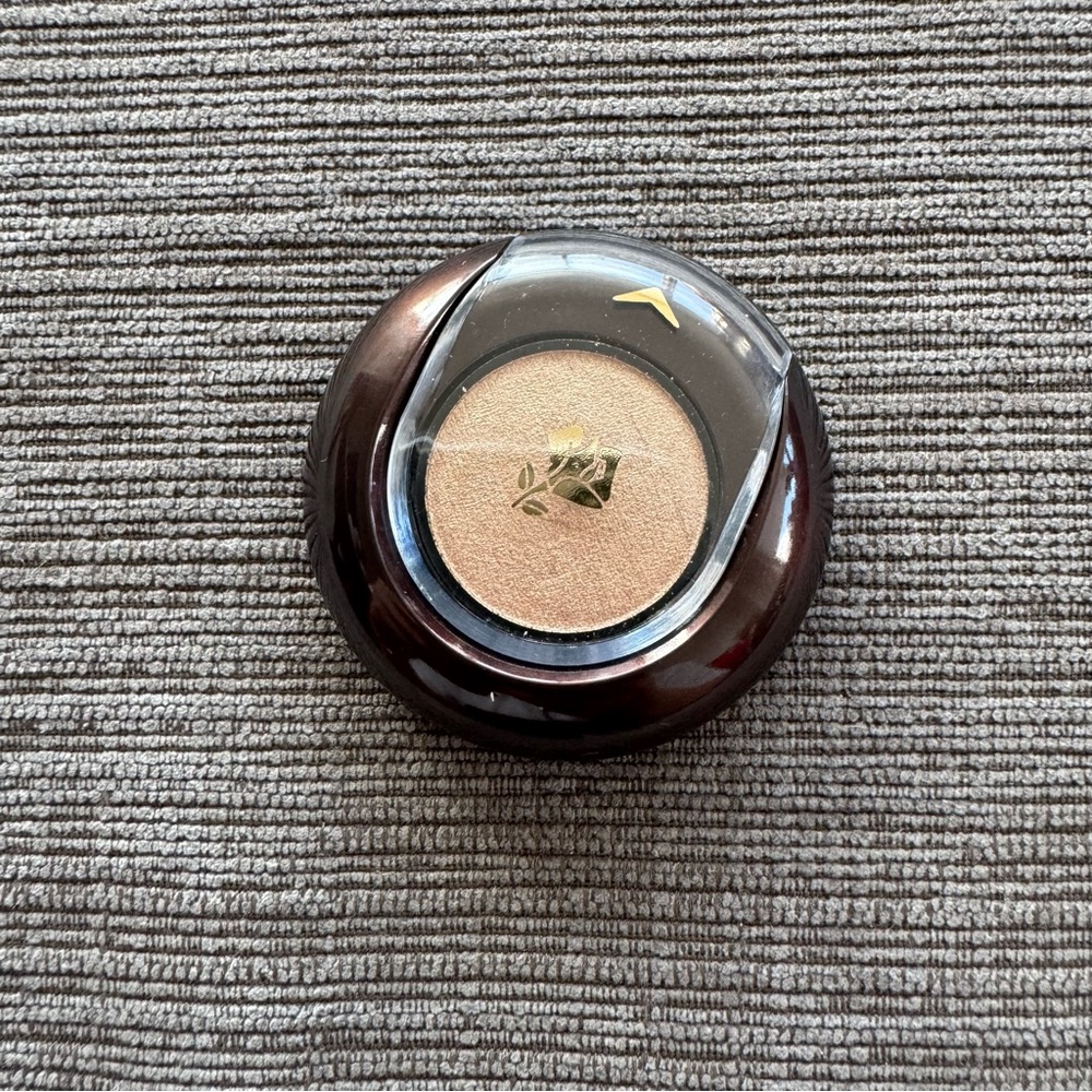 Lancome Gold Highlighter Radiant Glow
